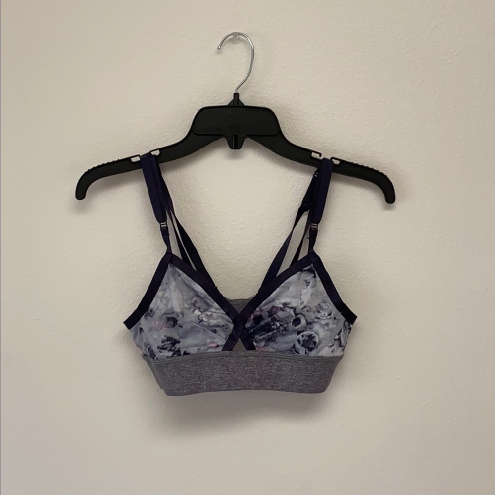 Lululemon bra